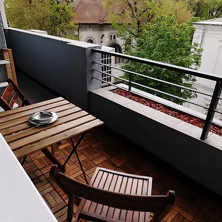 Alma Vibrant Center Apartment *